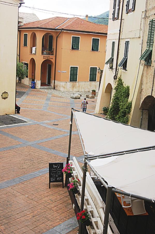 Appartamento San Martino Toirano Eksteriør bilde